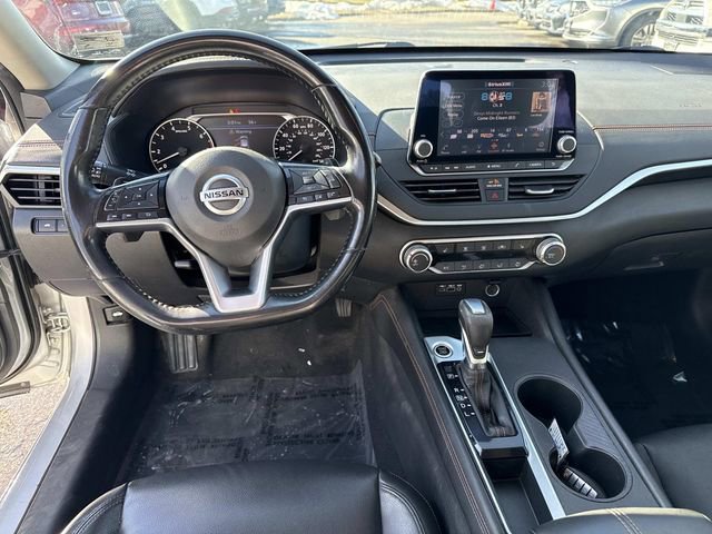 Used 2020 Nissan Altima 2.5 SR w/ Premium Package image 18
