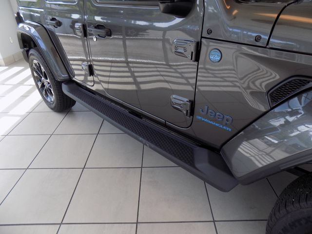 Certified 2025 Jeep Wrangler Unlimited Sahara AWD/4WD image 41
