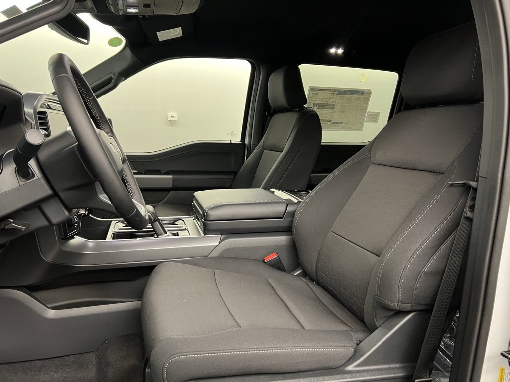 New 2025 Ford F150 XLT w/ Equipment Group 302A MID image 27