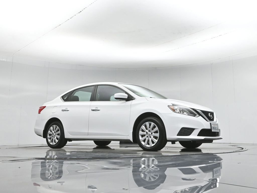 Used 2019 Nissan Sentra S image 4