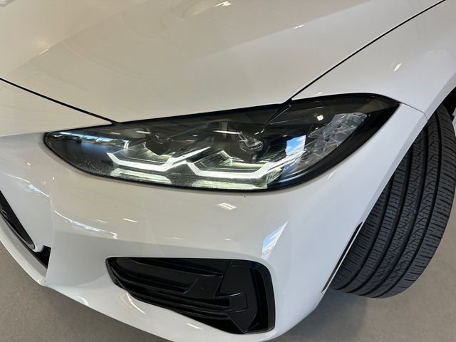 Used 2022 BMW 430i xDrive 430i xDrive w/ M Sport Package image 11