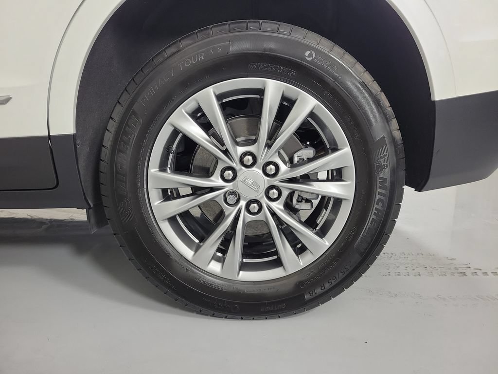 Certified 2022 Cadillac XT5 Premium Luxury FWD image 10