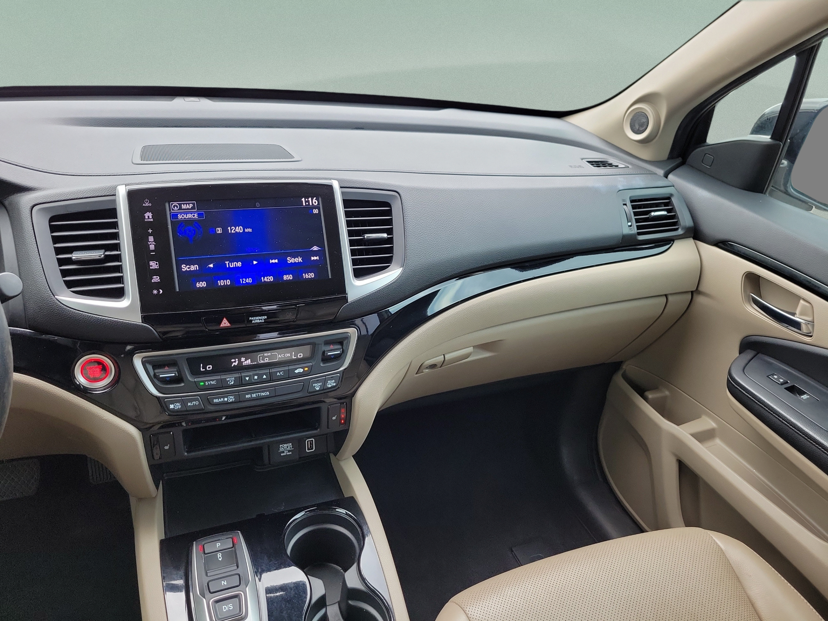 Certified 2020 Honda Ridgeline RTL-E image 17