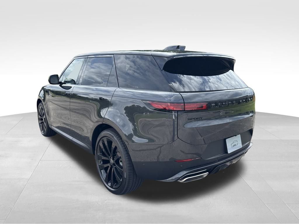 New 2025 Land Rover Range Rover Sport SE image 3