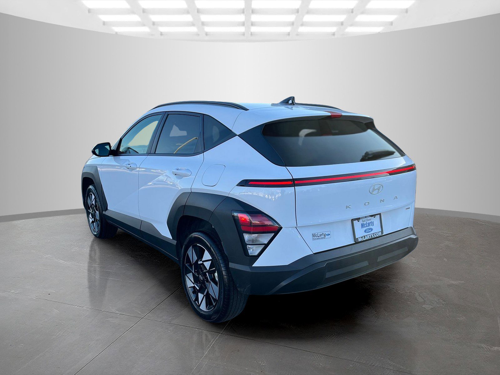 Used 2025 Hyundai Kona SEL AWD/4WD image 6
