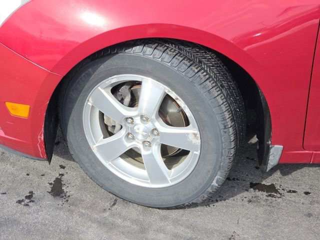 Used 2013 Chevrolet Cruze LT image 17