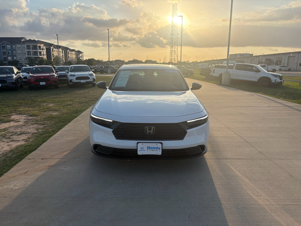 Certified 2025 Honda Accord SE image 3