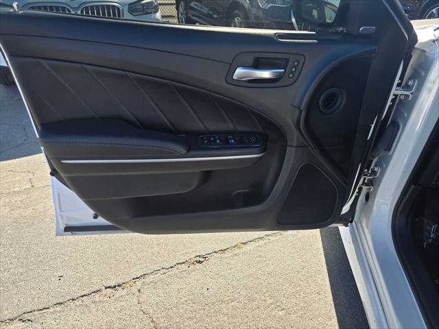 Used 2022 Dodge Charger R/T w/ Plus Group image 22