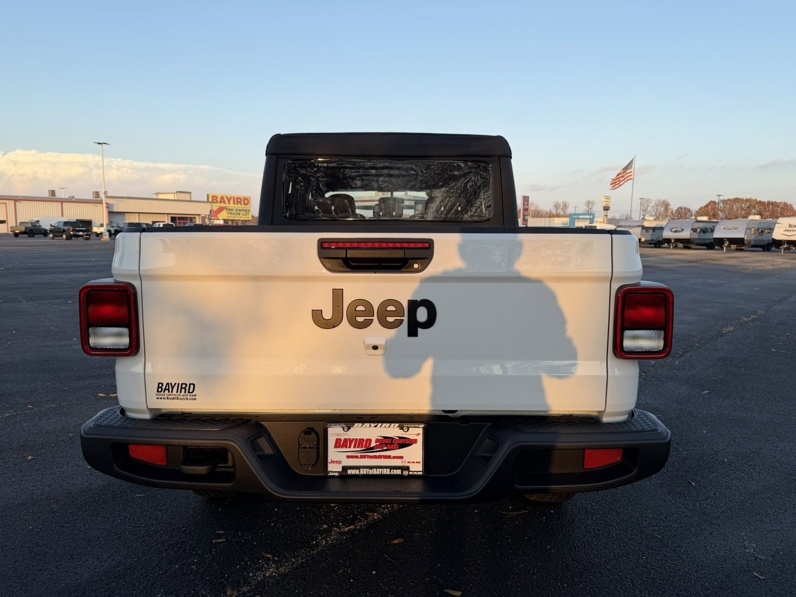 New 2026 Jeep Gladiator Sport AWD/4WD image 9