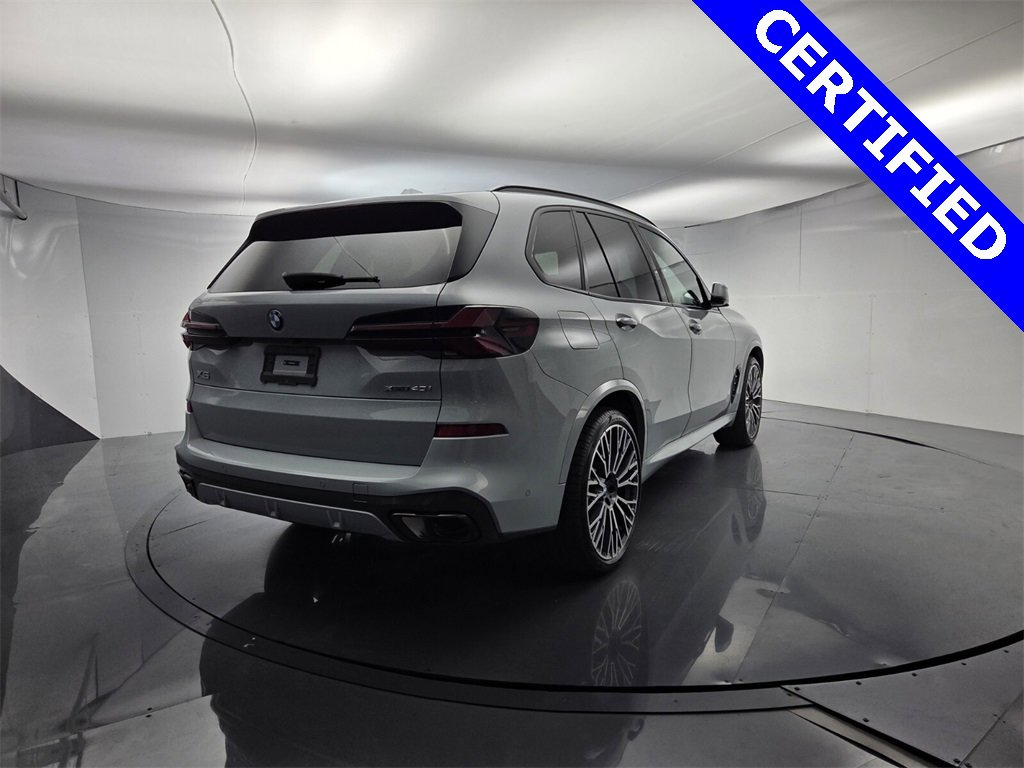 Used 2024 BMW X5 xDrive40i w/ M Sport Package image 8