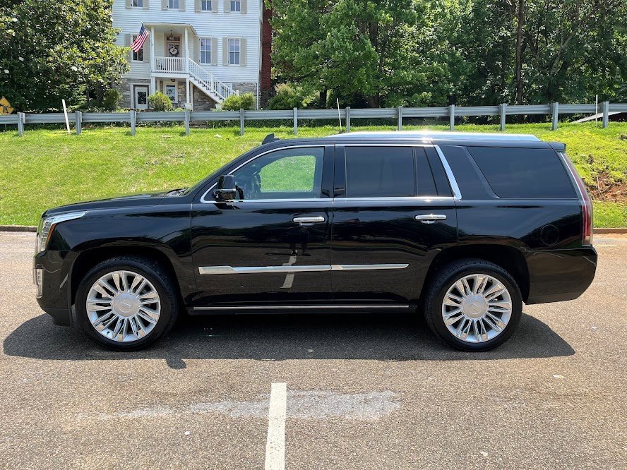 Used 2019 Cadillac Escalade Platinum image 24