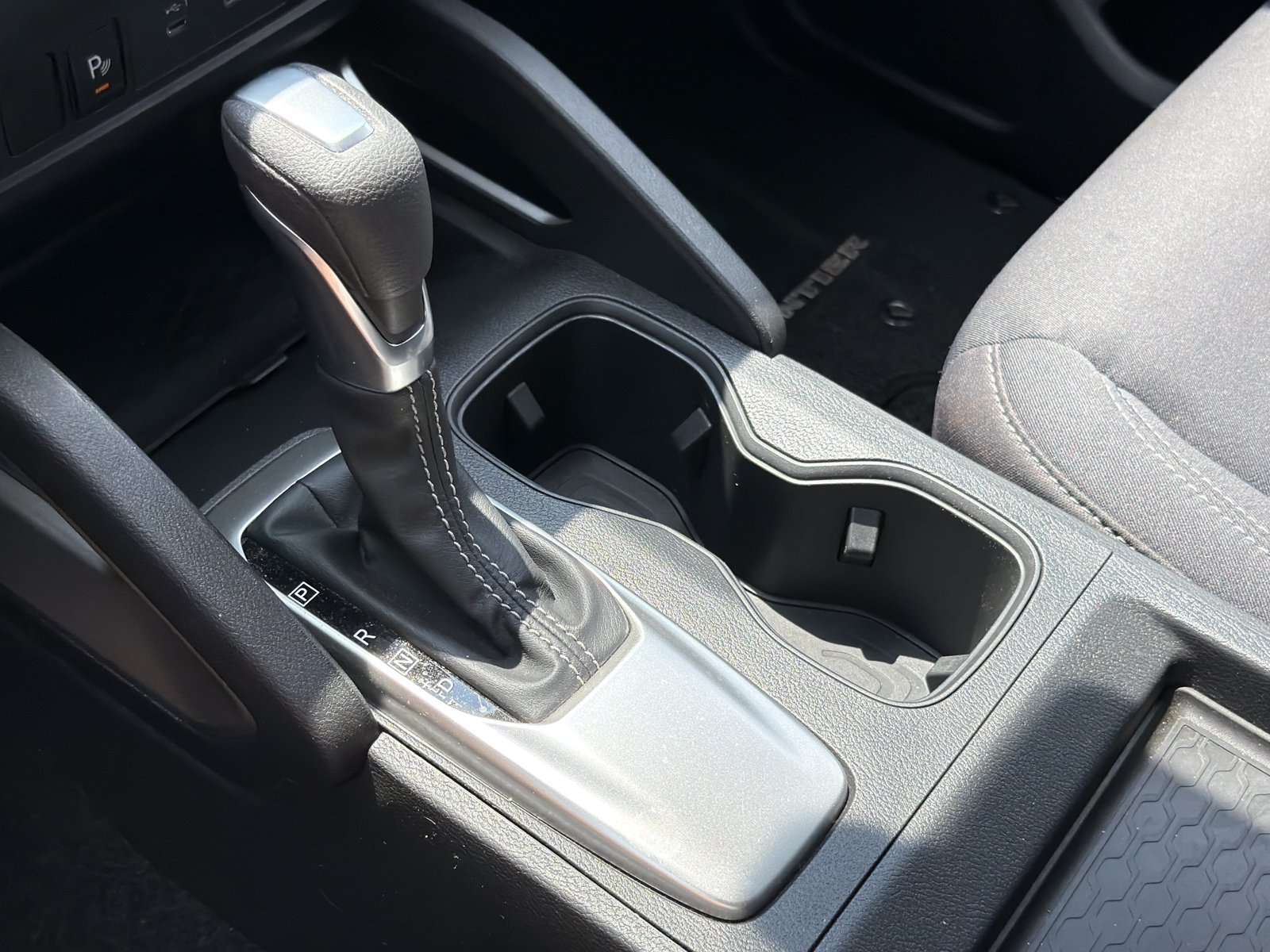 Used 2025 Nissan Frontier SV RWD image 26