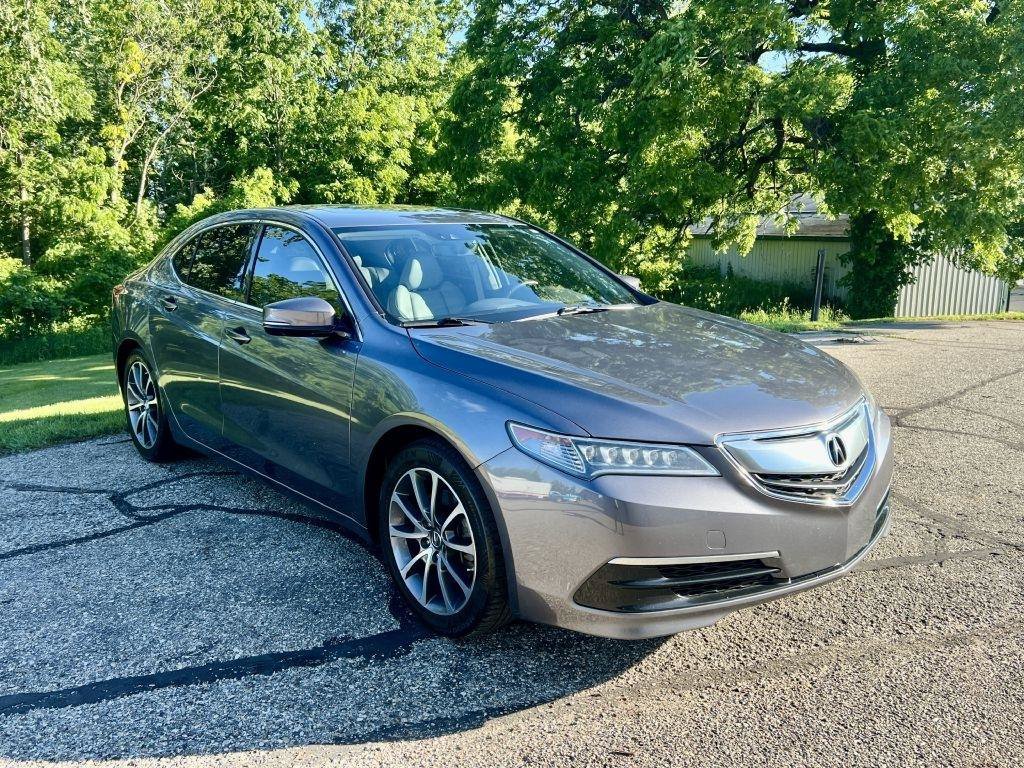Used 2017 Acura TLX V6 SH-AWD w/ Technology Pkg image 2