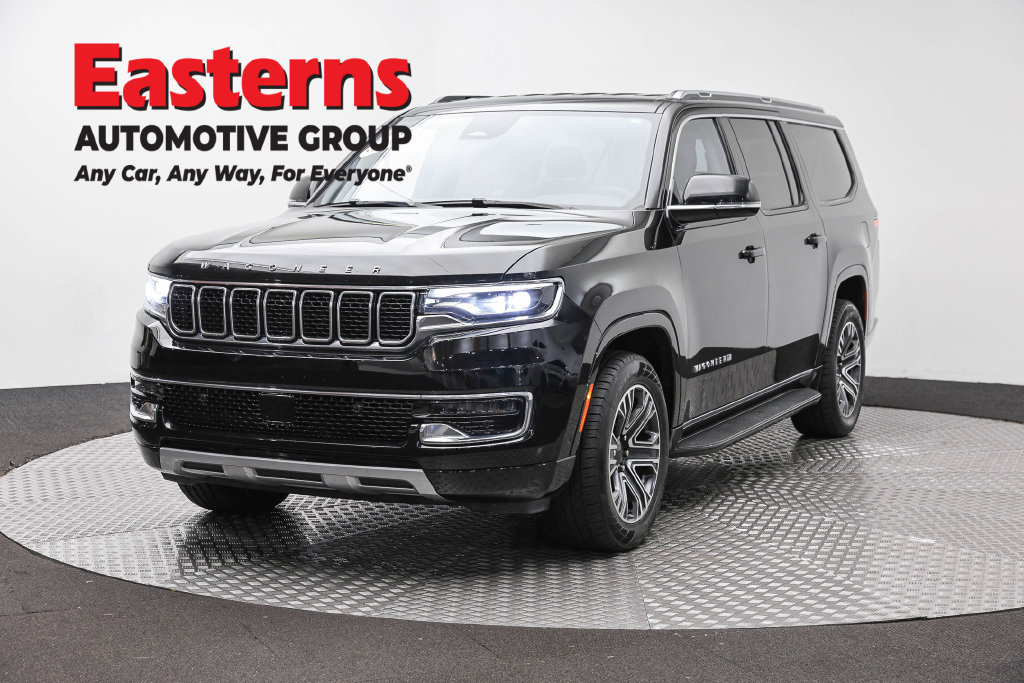Used 2024 Jeep Wagoneer L Series II w/ Flexible Seating Group