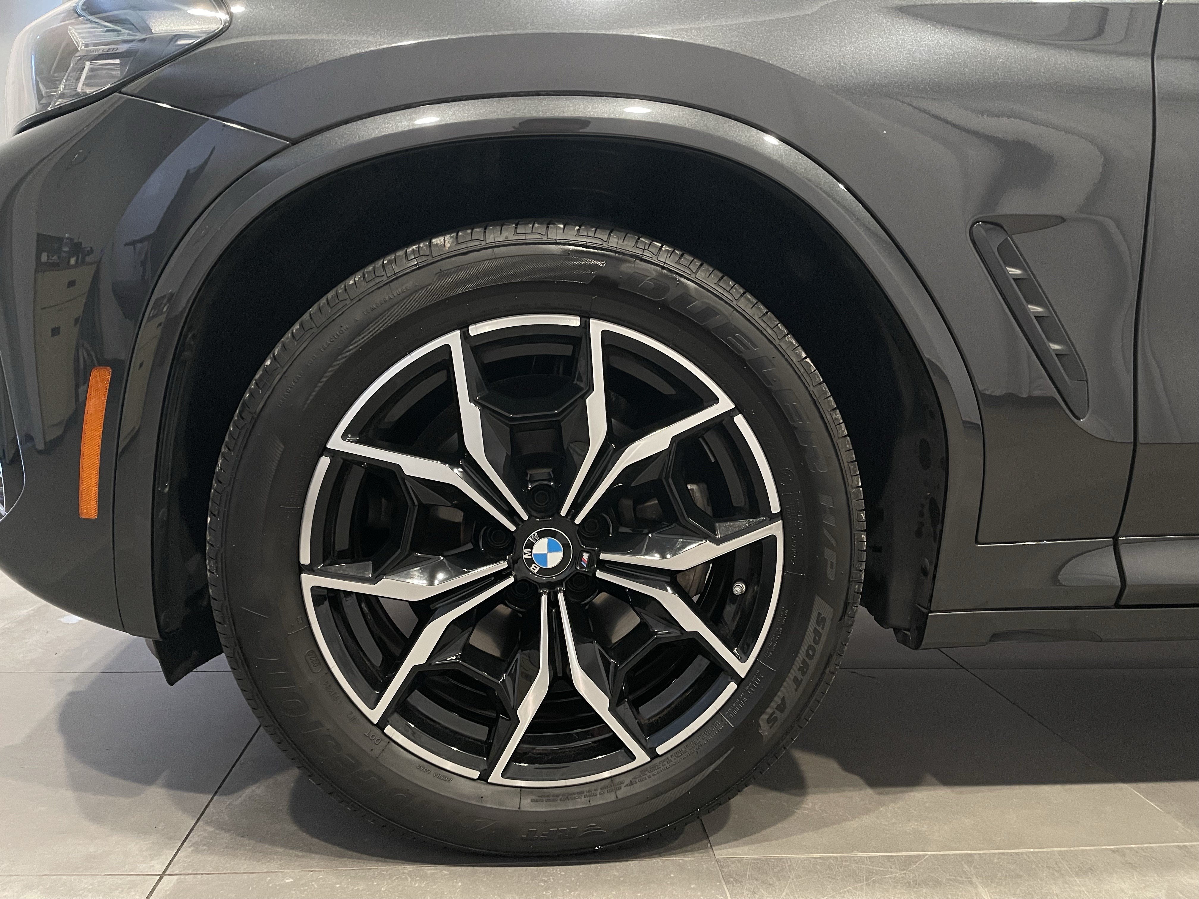 Certified 2024 BMW X3 xDrive30i w/ Premium Package AWD/4WD image 7