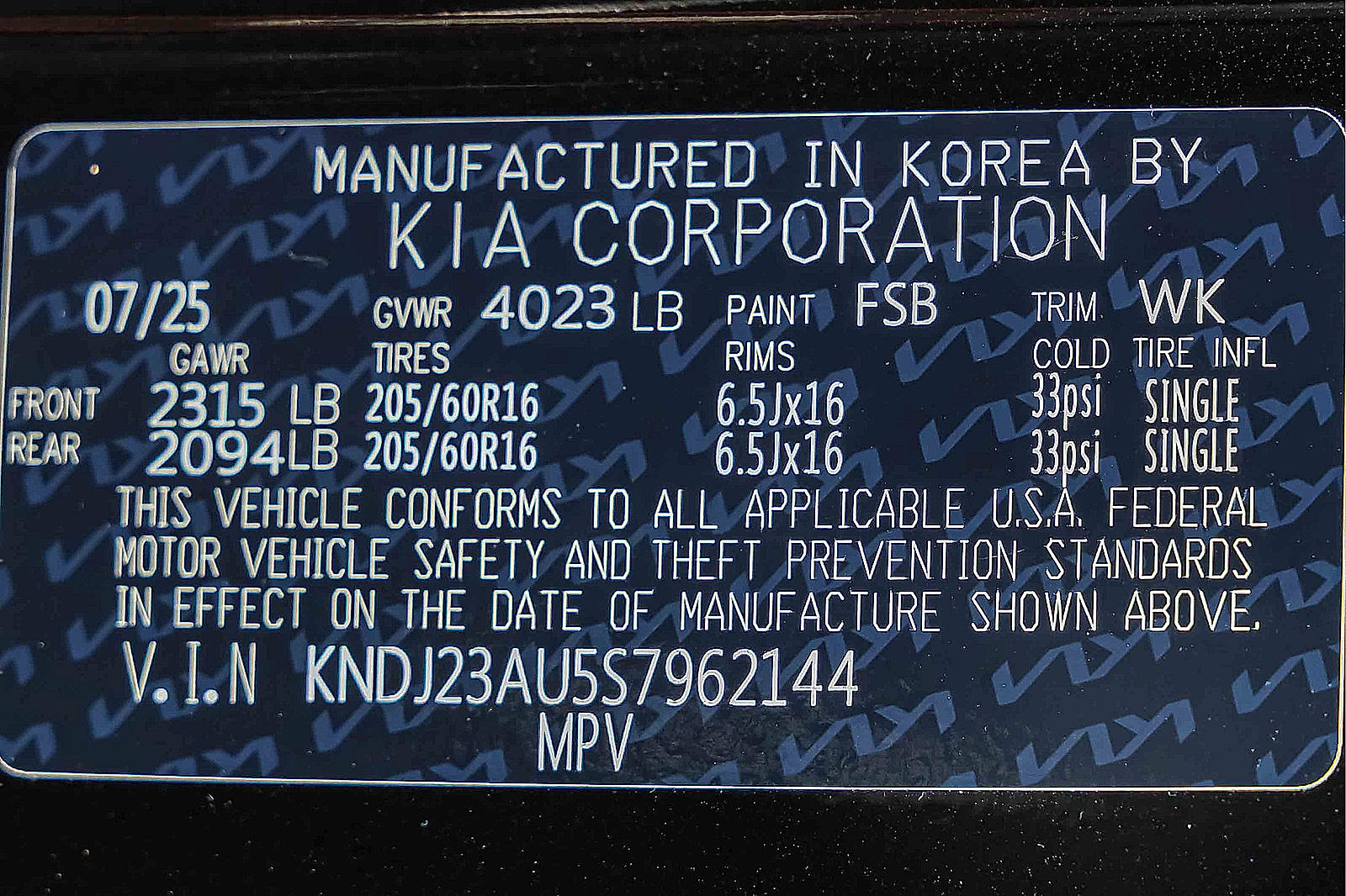 Certified 2025 Kia Soul LX w/ LX Technology Package FWD image 8