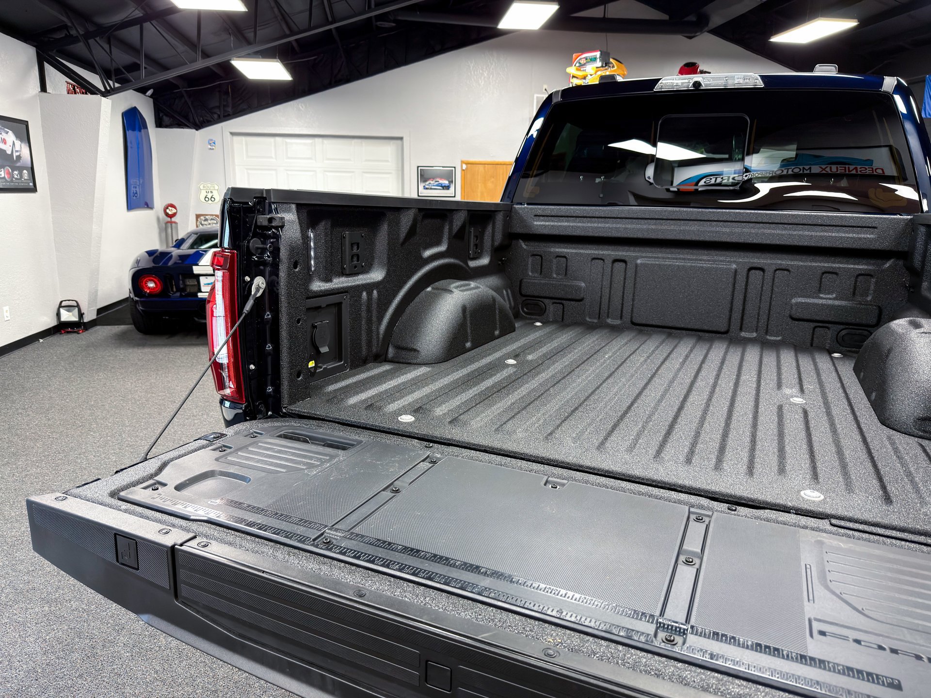 Used 2026 Ford F150 Raptor w/ Equipment Group 803A Raptor R AWD/4WD image 34
