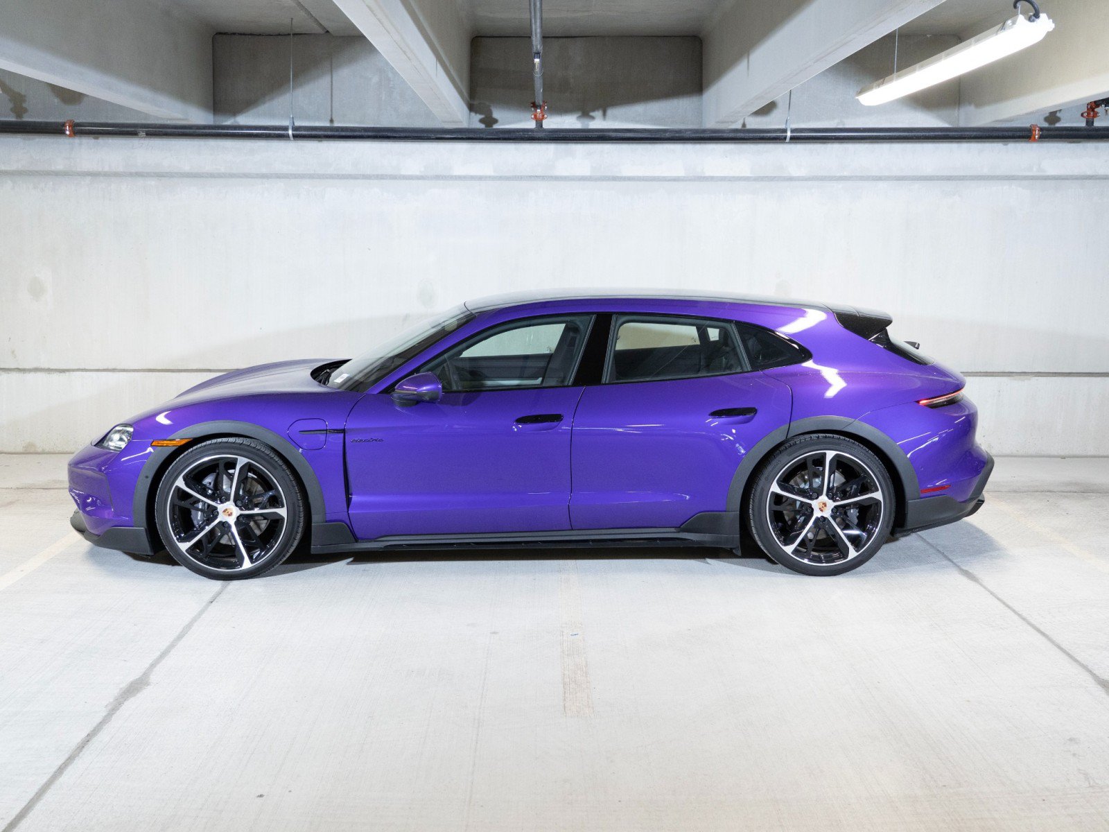 New 2026 Porsche Taycan 4 Cross Turismo AWD/4WD image 2