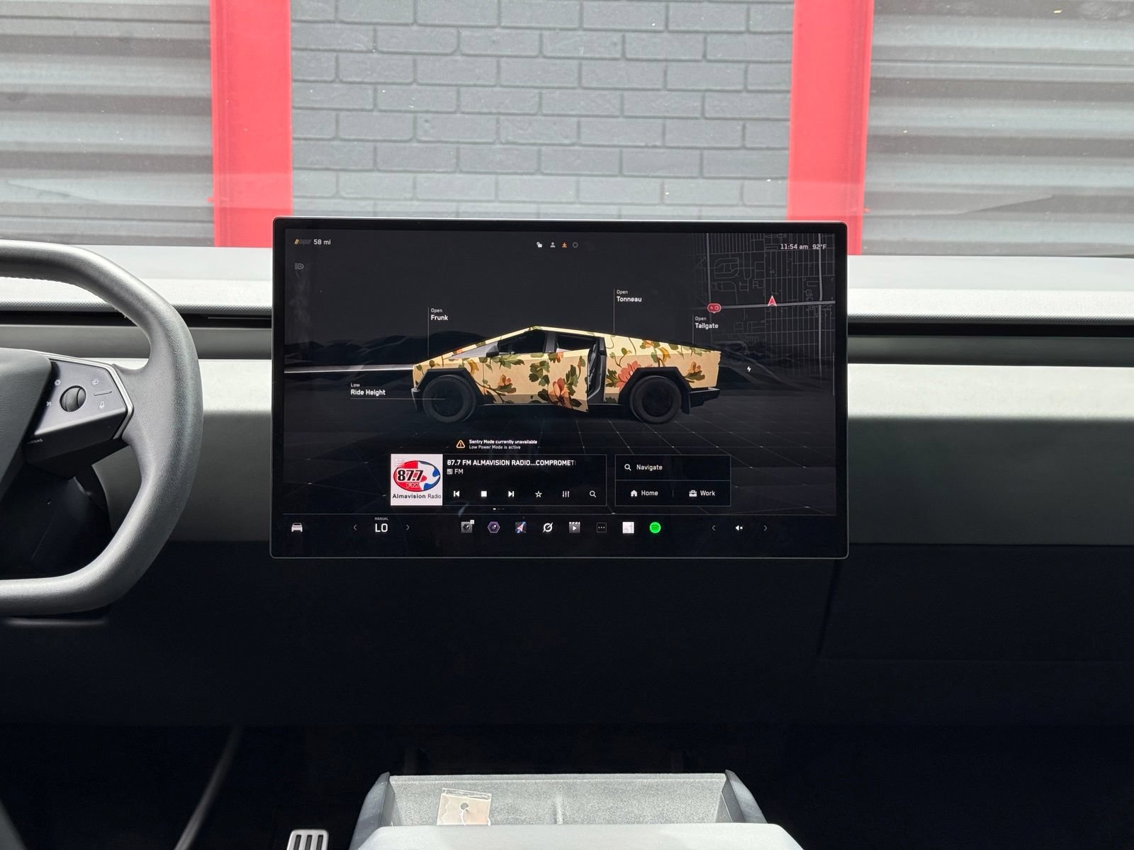 Used 2025 Tesla Cybertruck AWD Crew Cab image 33
