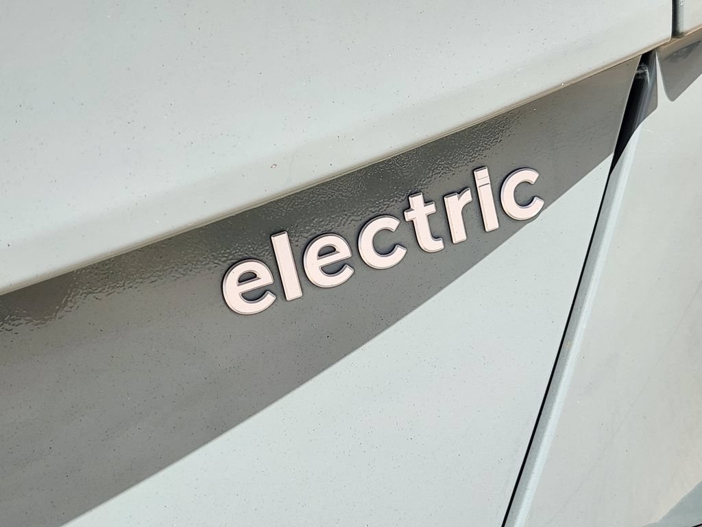 Used 2024 Hyundai Kona SE FWD image 14