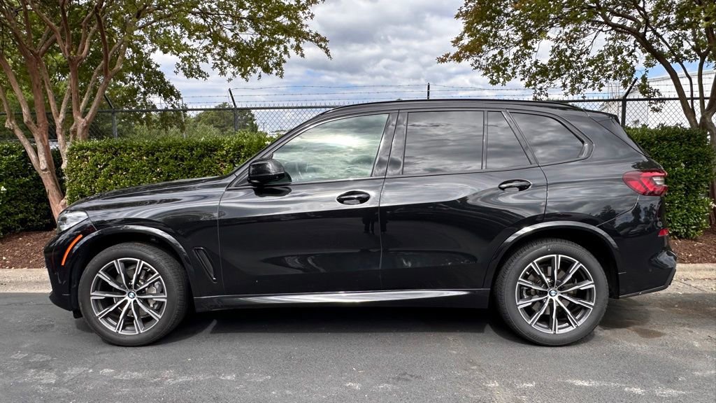 Used 2023 BMW X5 sDrive40i w/ M Sport Package RWD image 10