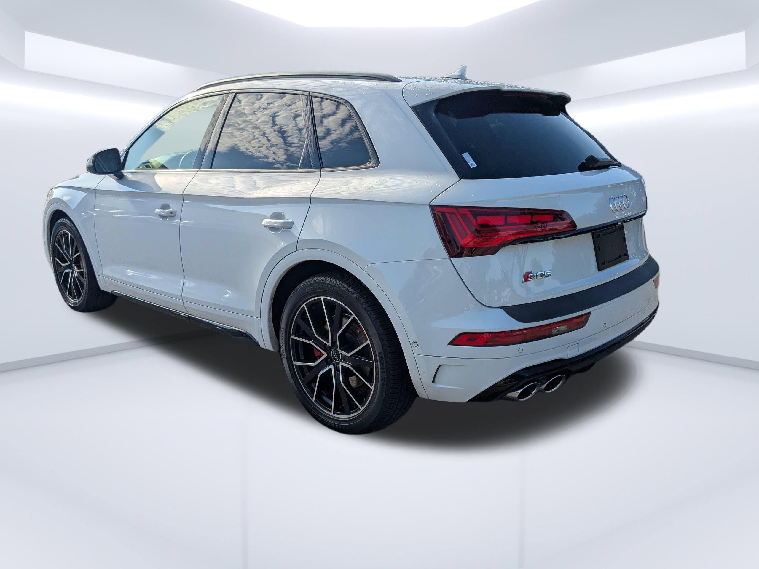 Used 2021 Audi SQ5 Prestige AWD/4WD image 6