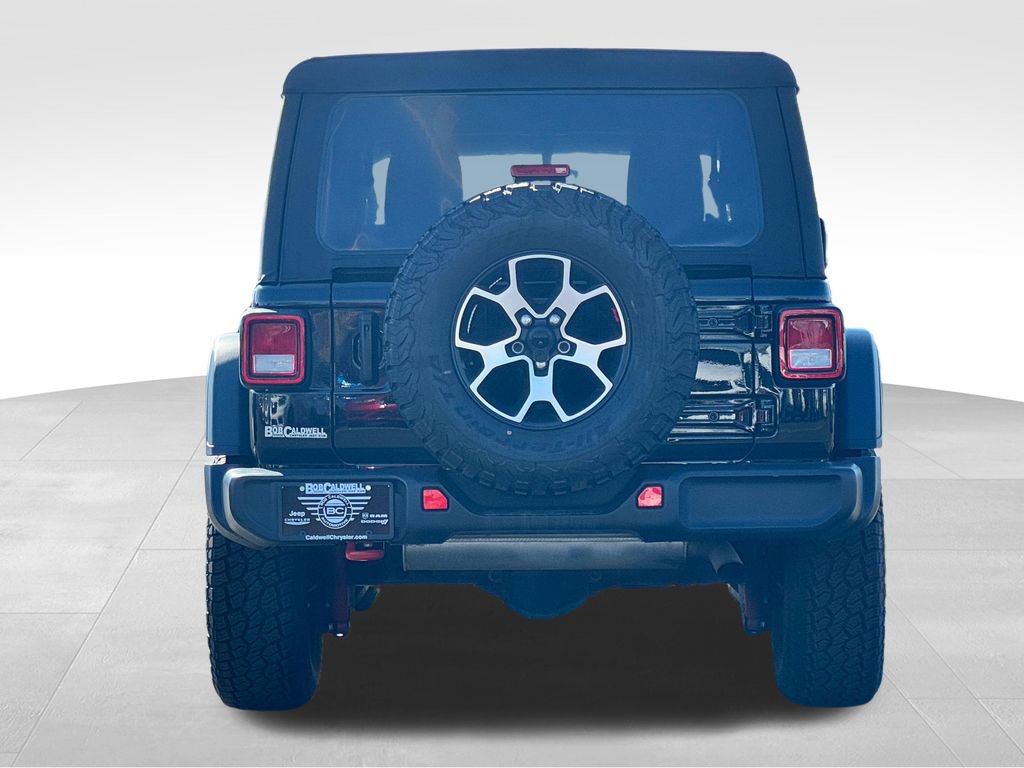 Used 2022 Jeep Wrangler Unlimited Rubicon AWD/4WD image 6