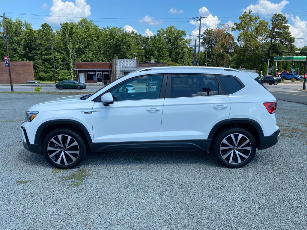 Used 2023 Volkswagen Taos SE image 6