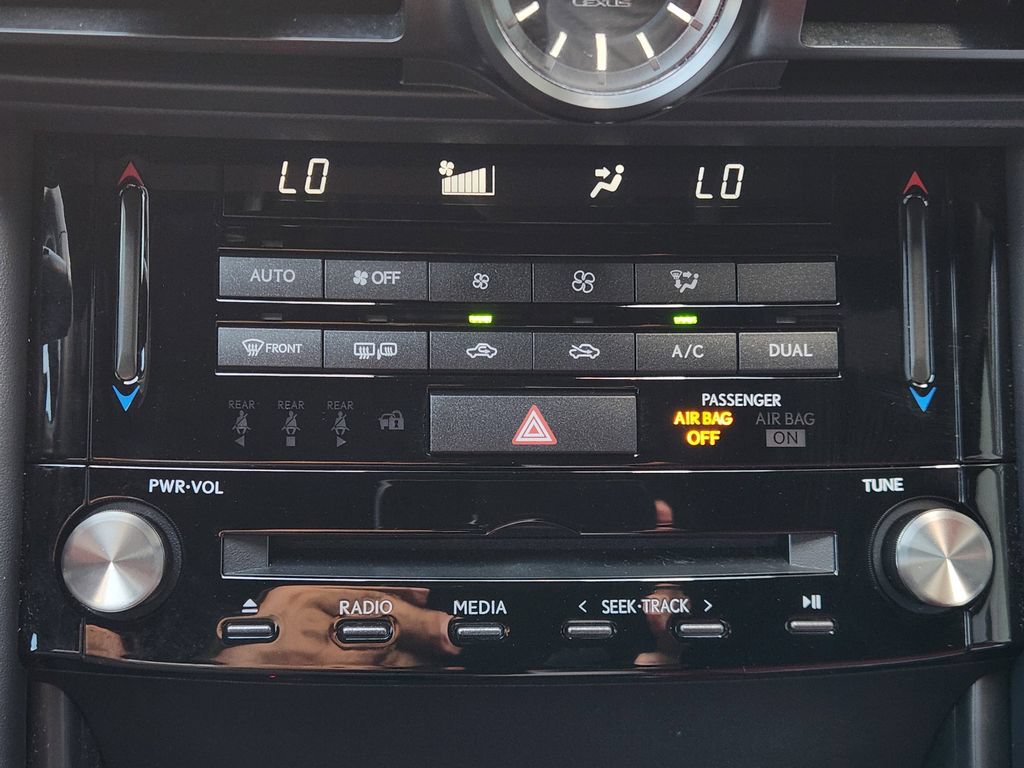 Used 2024 Lexus IS 300 w/ Comfort Package RWD image 19