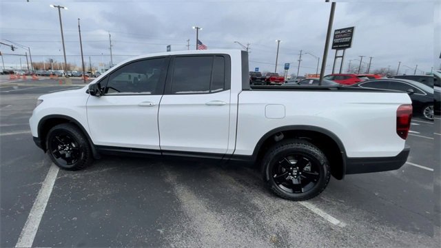 Used 2025 Honda Ridgeline Black Edition image 7