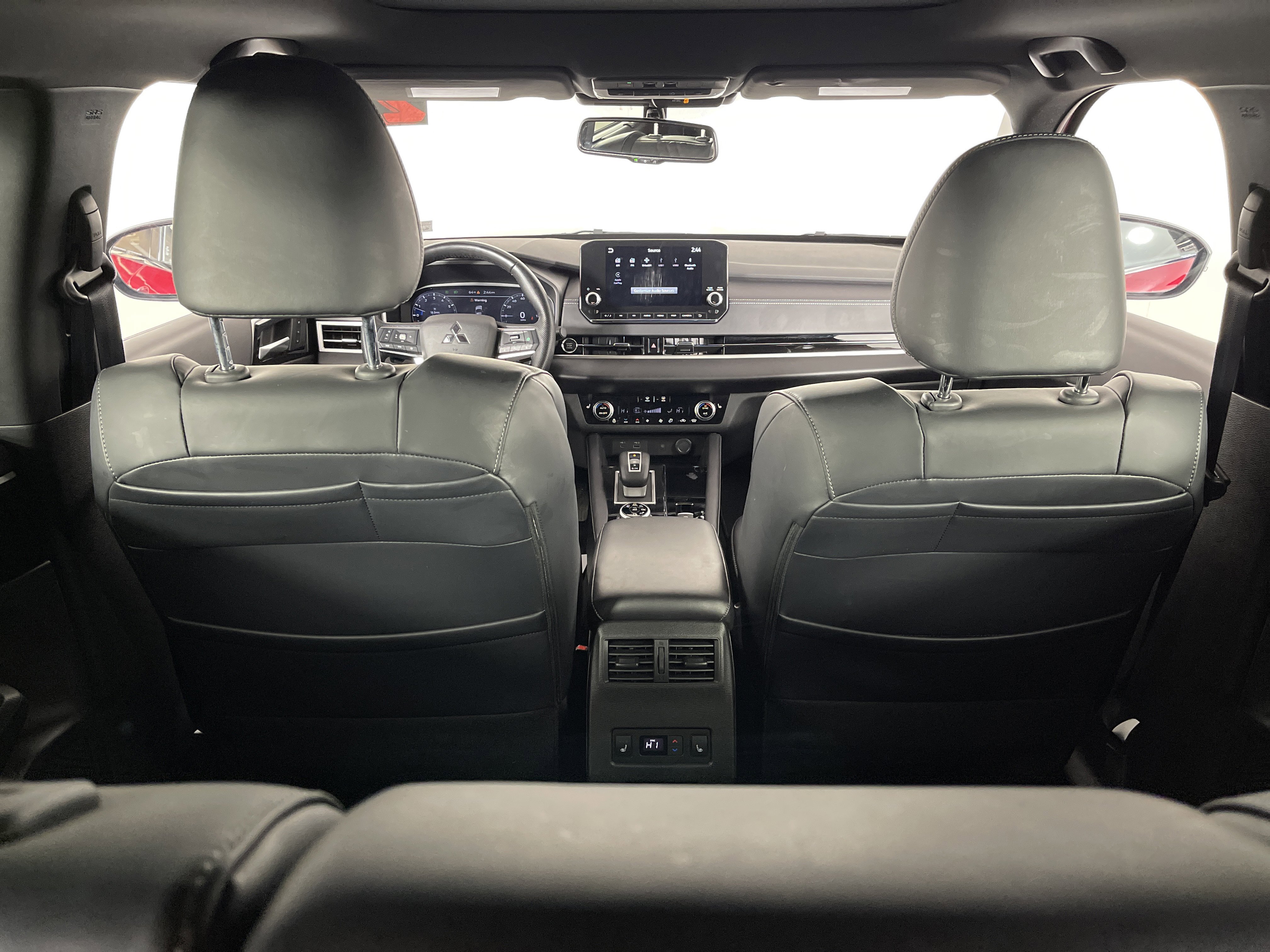 Used 2024 Mitsubishi Outlander SEL image 16