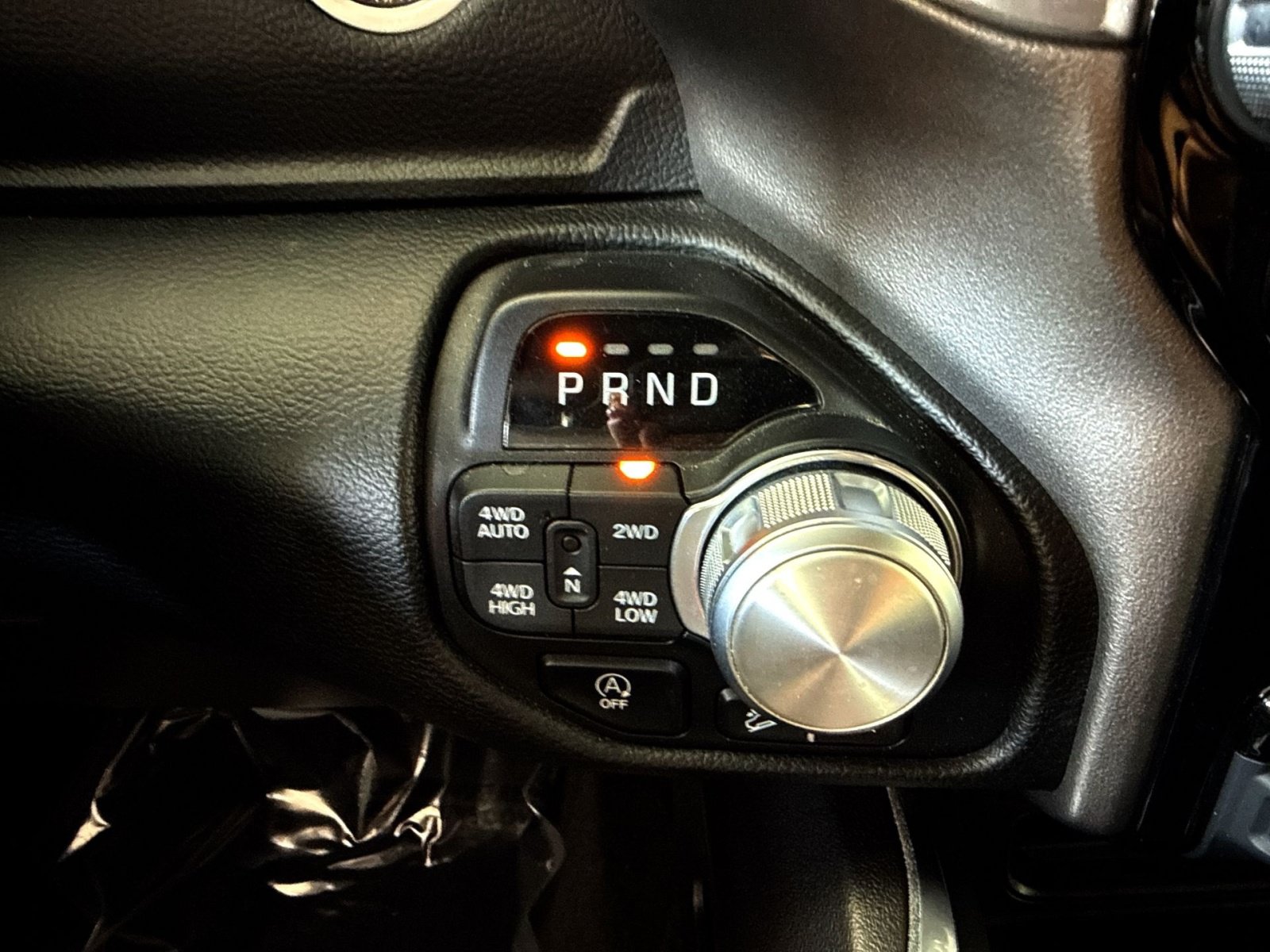 Used 2020 RAM 1500 Laramie AWD/4WD image 22