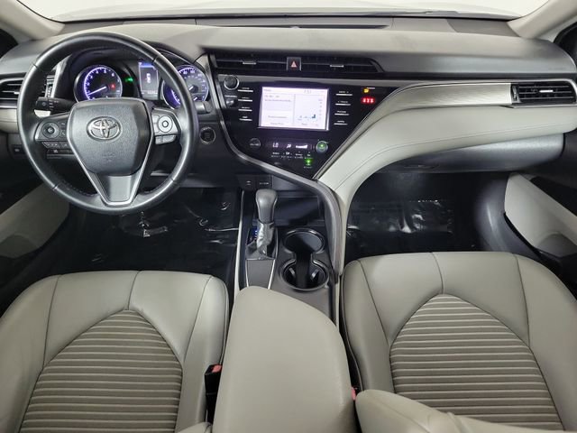 Used 2019 Toyota Camry SE w/ Convenience Package FWD image 16