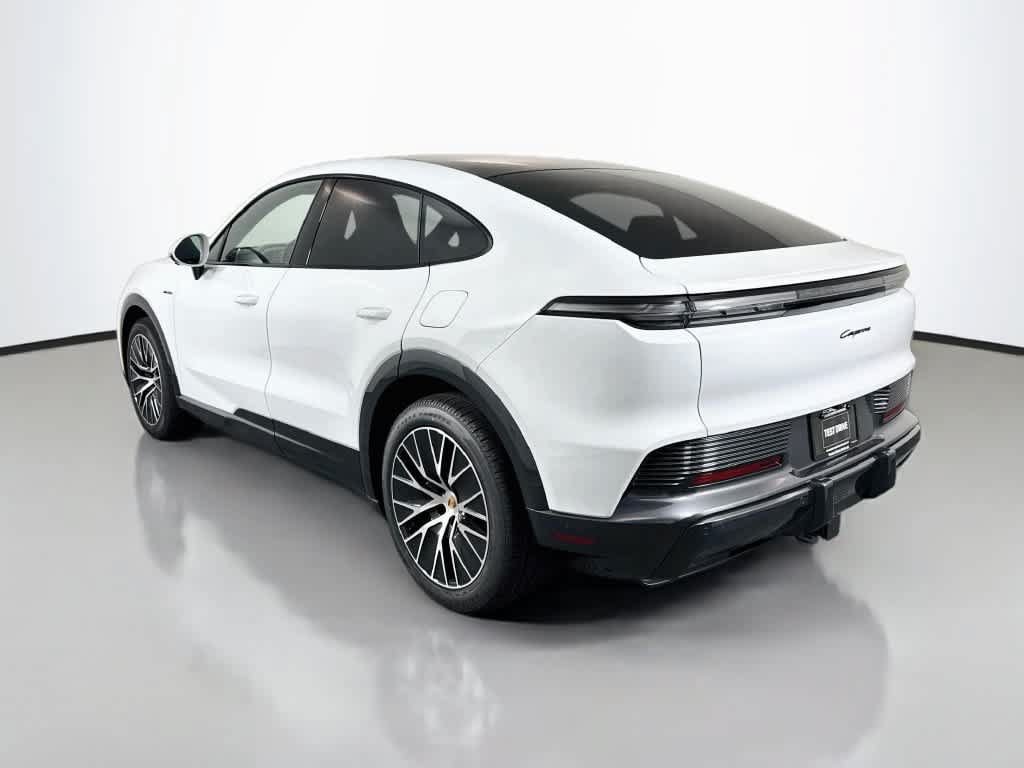 New 2026 Porsche Cayenne Electric Coupe AWD/4WD image 3
