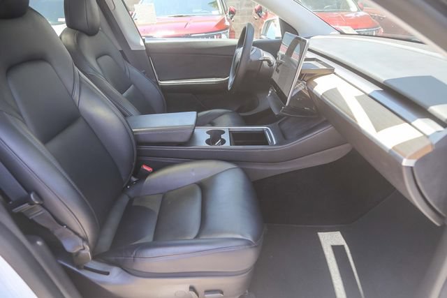 Used 2021 Tesla Model Y Long Range AWD/4WD image 16