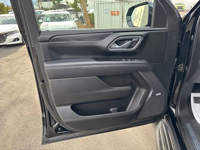 Certified 2023 GMC Yukon XL SLT image 12