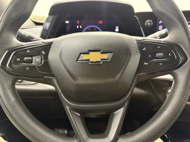 Used 2025 Chevrolet Trax LT FWD image 41