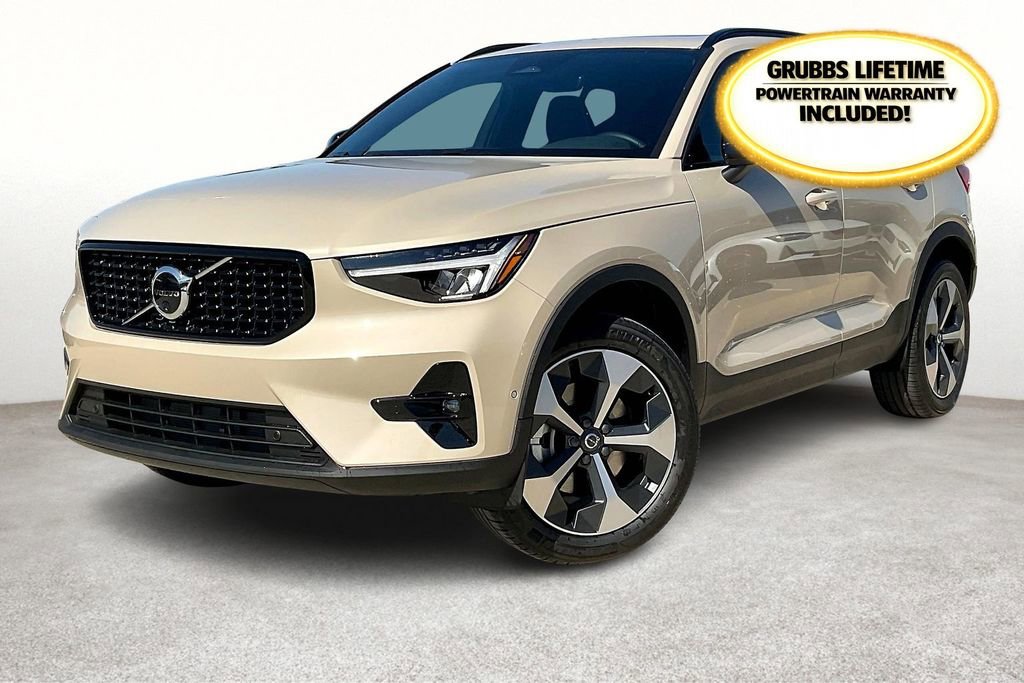 New 2026 Volvo XC40 B4 Plus w/ Protection Package Premier FWD image 2