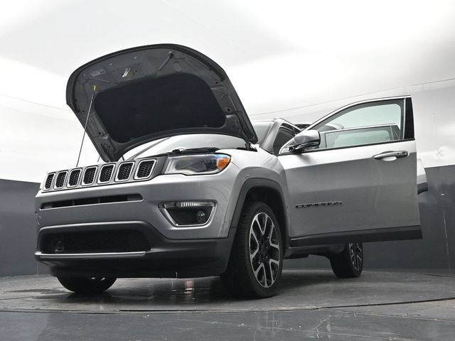 Used 2021 Jeep Compass Limited AWD/4WD image 33