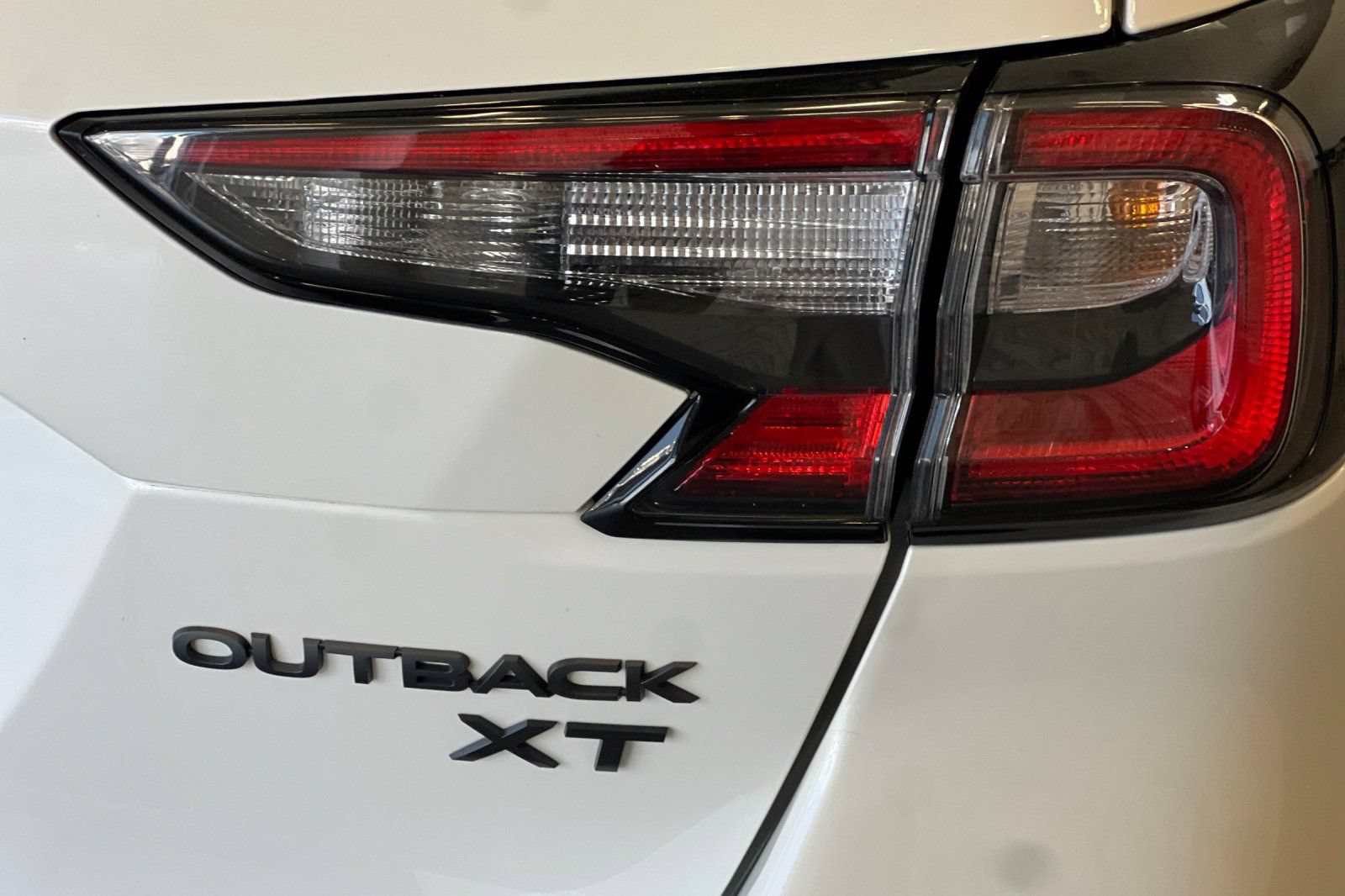Certified 2025 Subaru Outback Onyx Edition XT AWD/4WD image 25