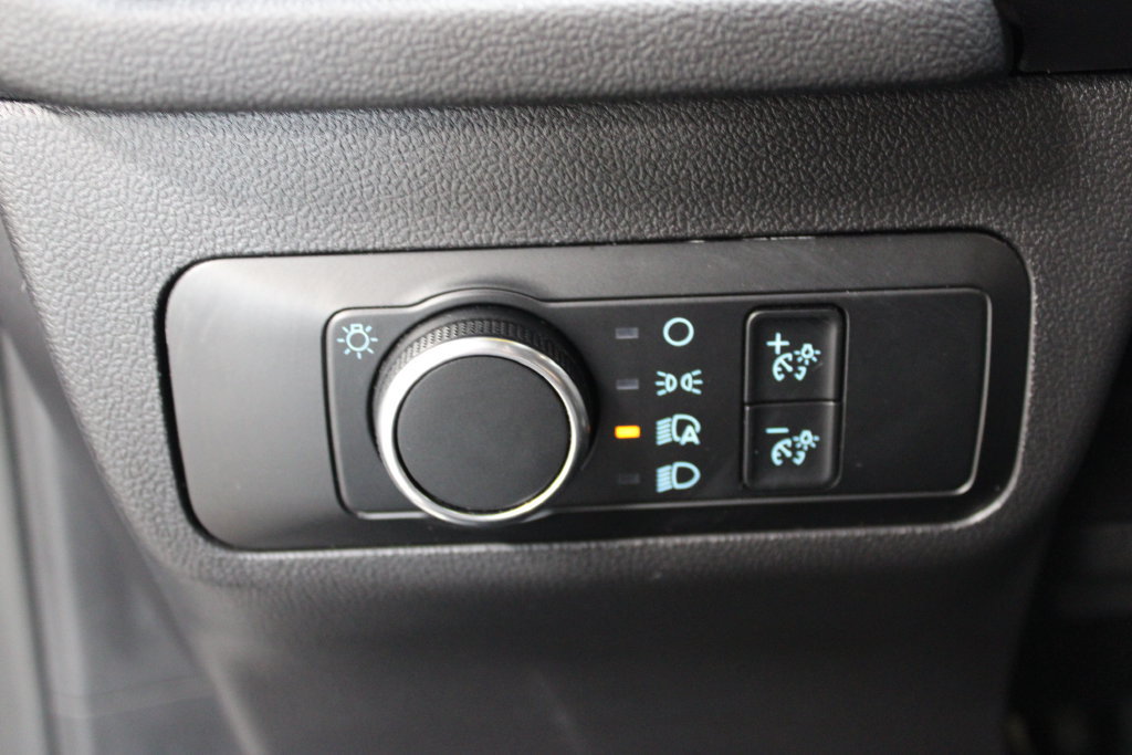 Used 2025 Ford Escape ST-Line FWD image 19