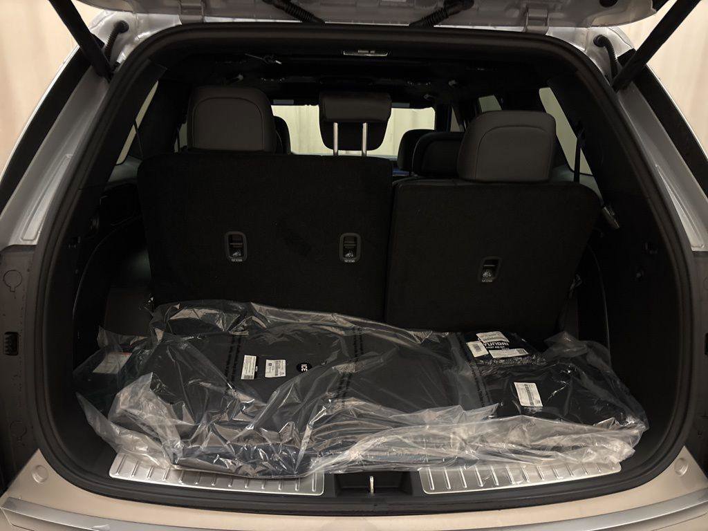 New 2026 Hyundai Palisade Calligraphy image 9