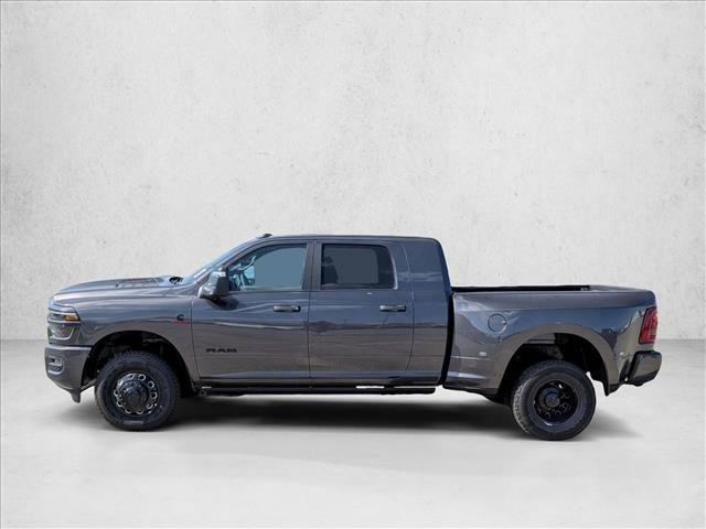 New 2026 RAM 3500 Laramie AWD/4WD image 9