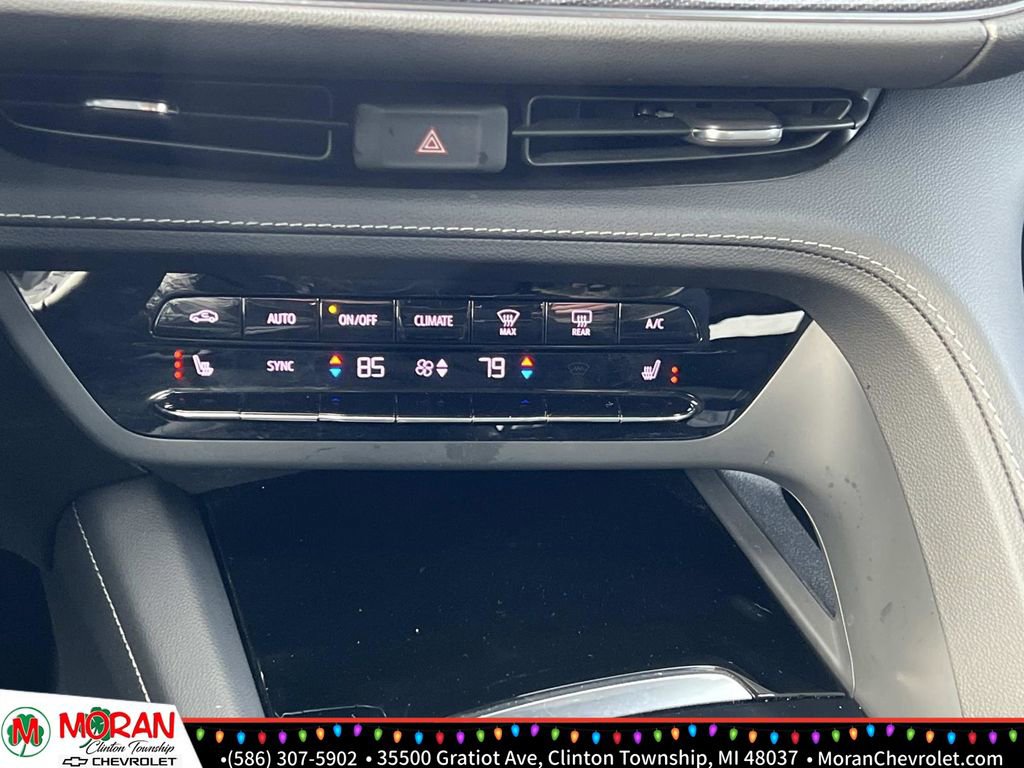 Certified 2023 Buick Envision Preferred w/ Sport Touring Package image 21