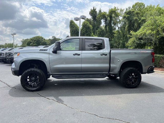Used 2024 Chevrolet Silverado 1500 LT Trail Boss w/ Convenience Package II AWD/4WD image 11