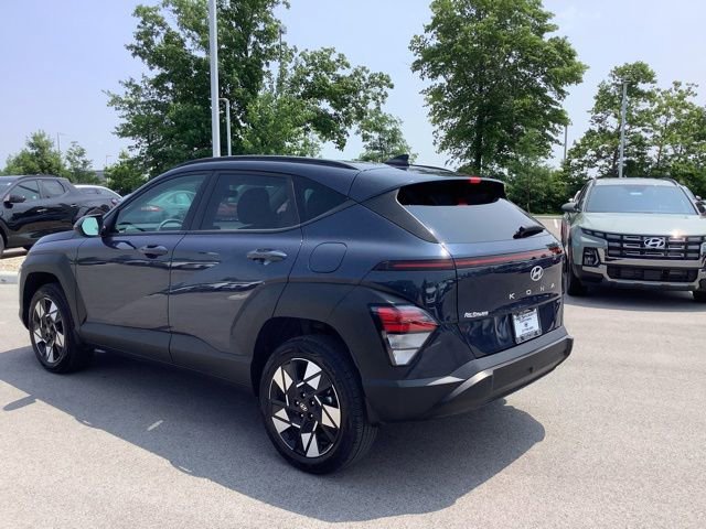 Used 2025 Hyundai Kona SEL image 8