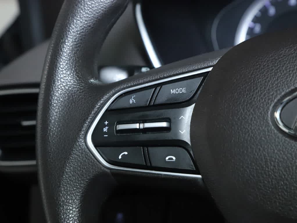 Used 2020 Hyundai Santa Fe SE FWD image 22