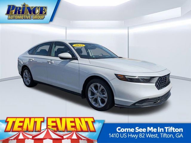 Used 2023 Honda Accord LX image 1