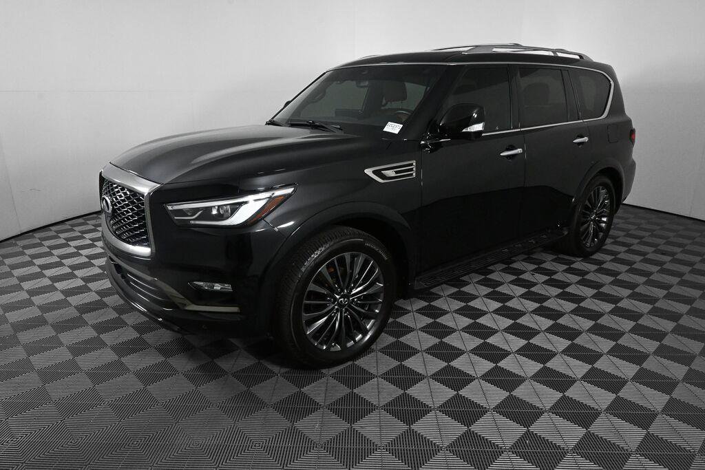 Used 2024 INFINITI QX80 Sensory AWD/4WD image 1