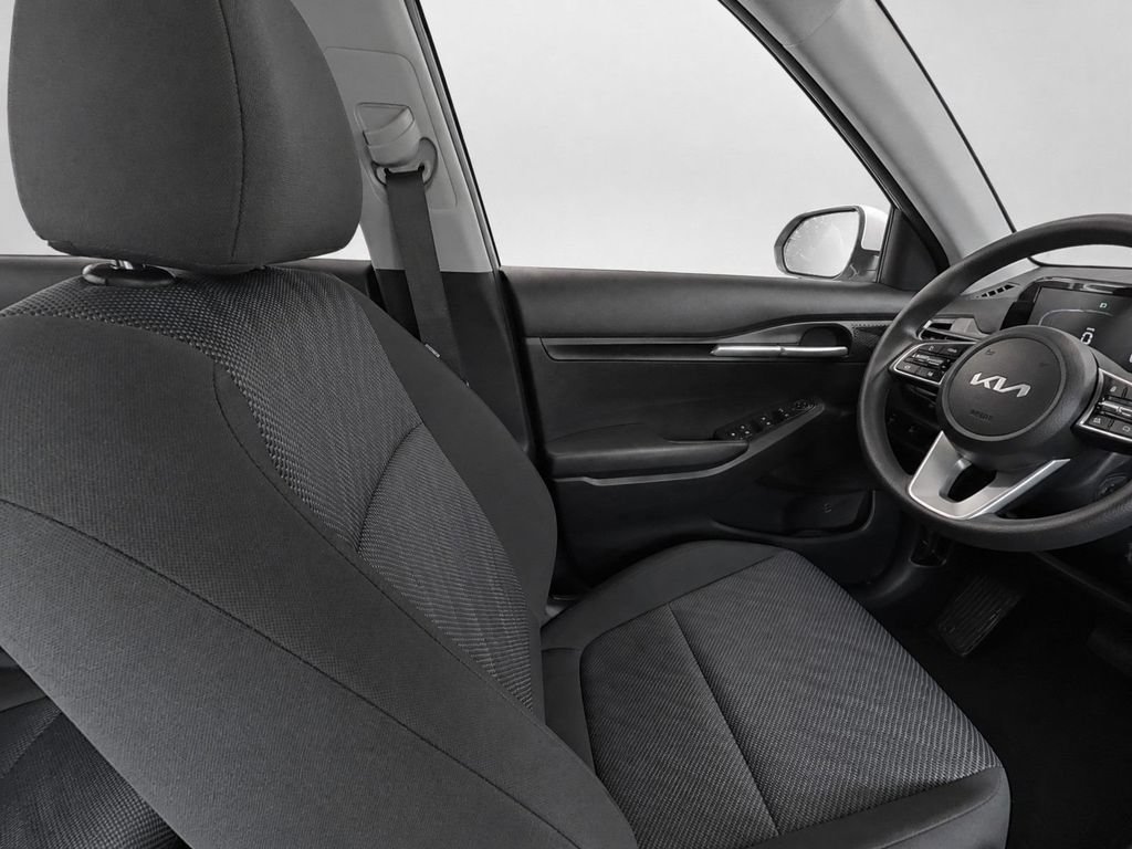 Certified 2026 Kia Seltos LX AWD/4WD image 24